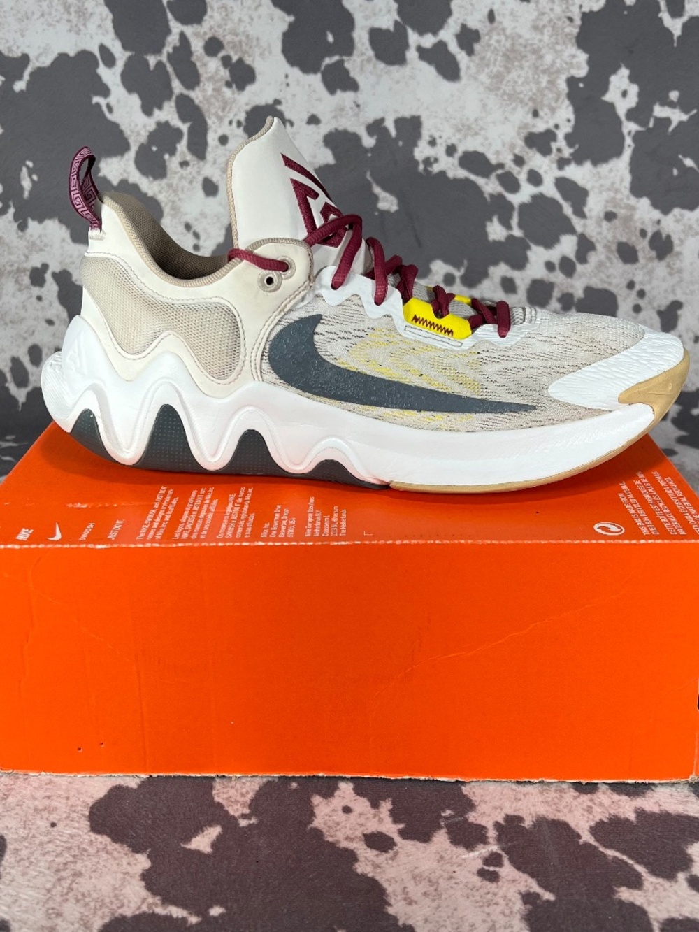 Nike Giannis Immortality 2